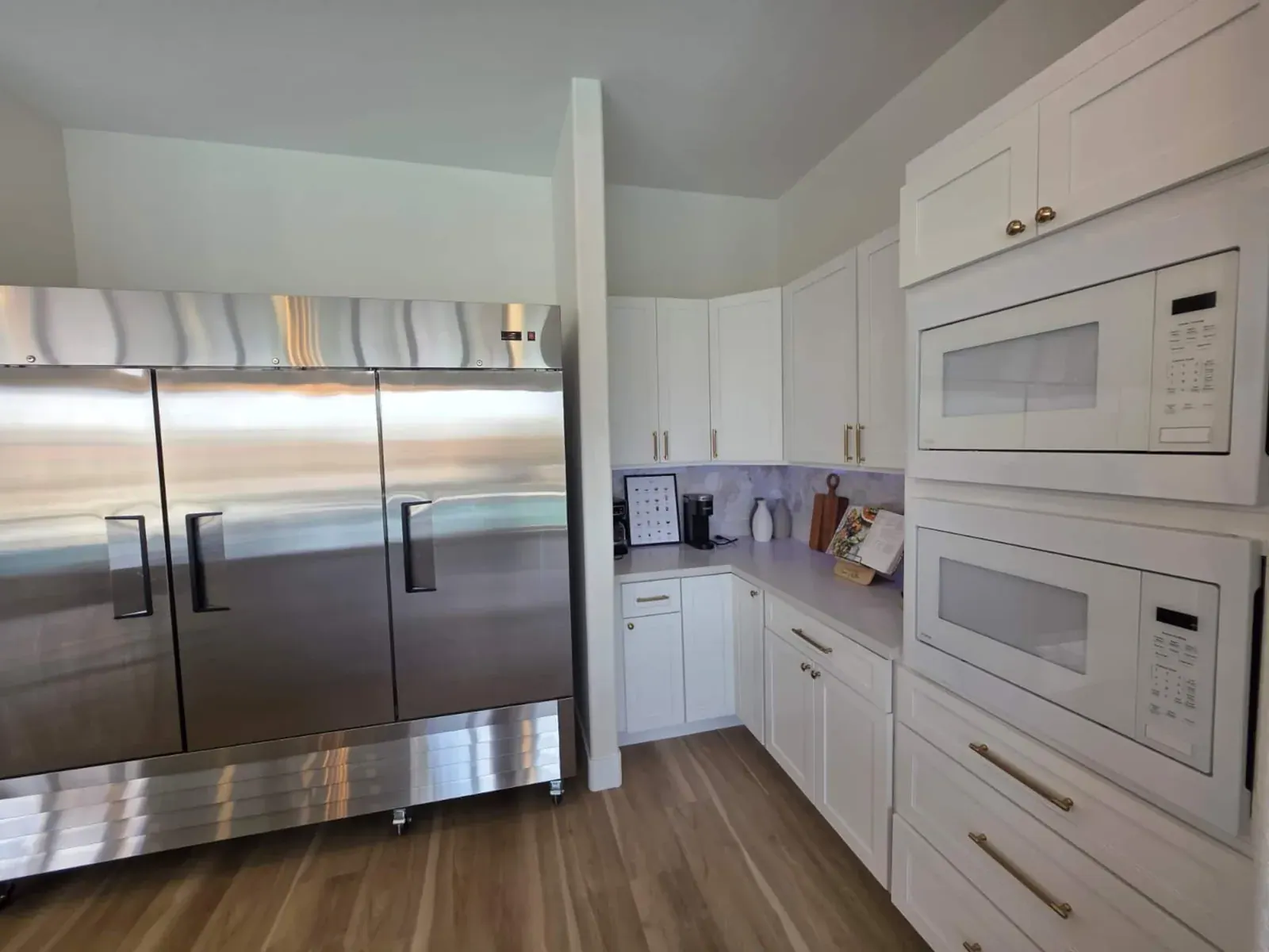 The chef’s kitchen, another angle