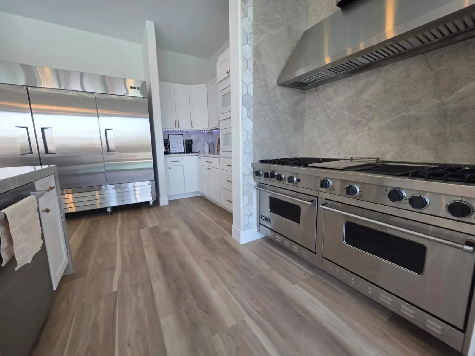 Another view of the kitchen